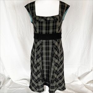 Adorable Anthropologie dress - lined